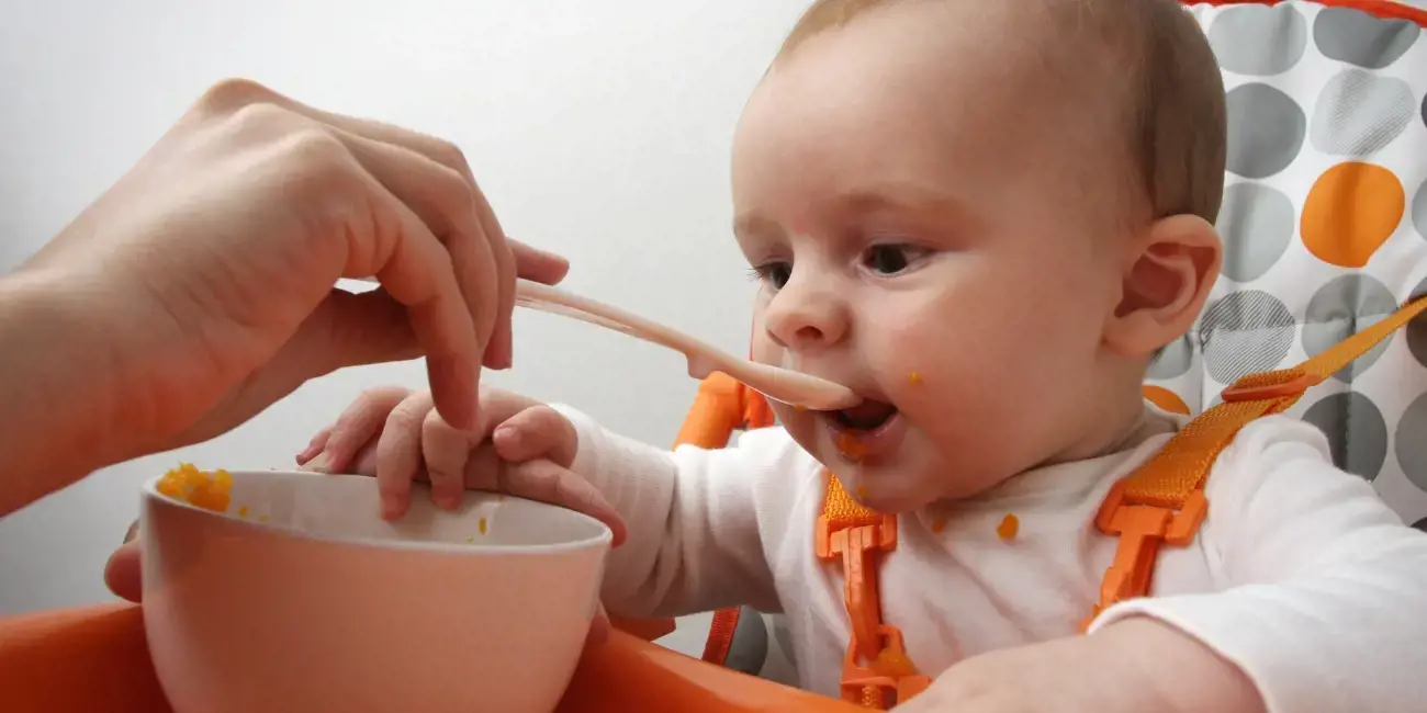 Blog Image for article Research shows the benefits of early solids