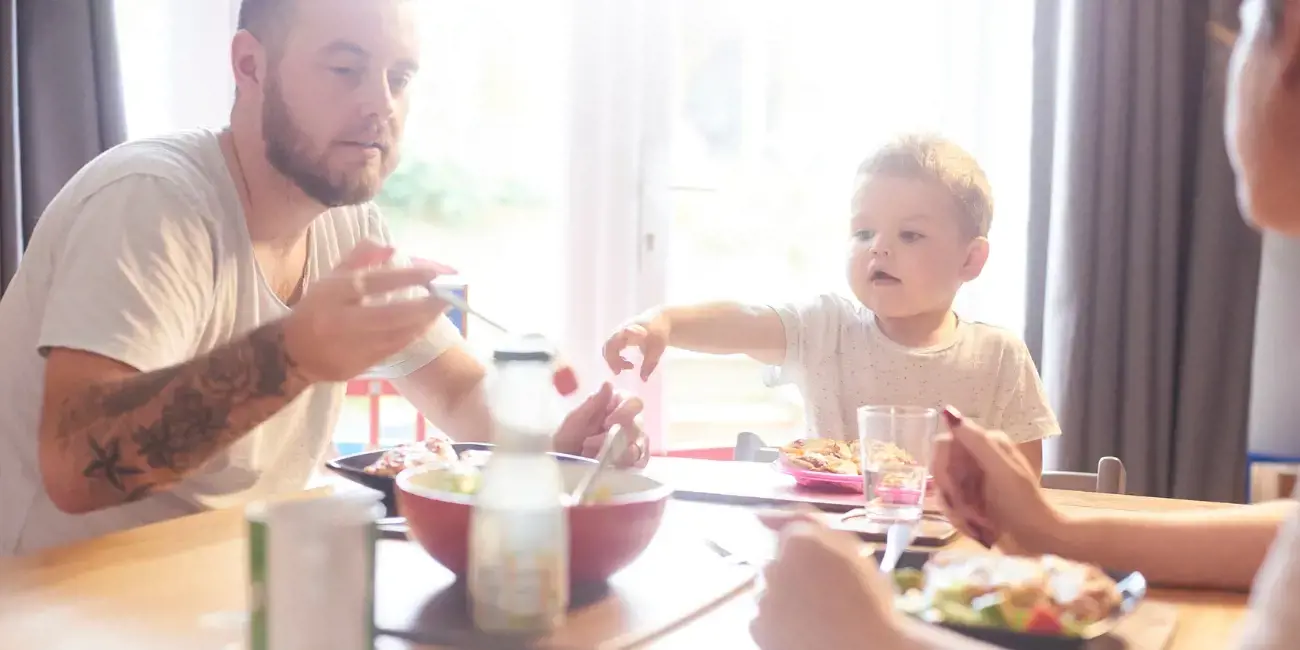 Blog Image for article Families that eat together thrive together 