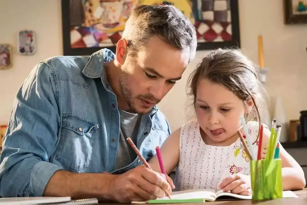 Blog Image for article Positive ways to help your child with their homework