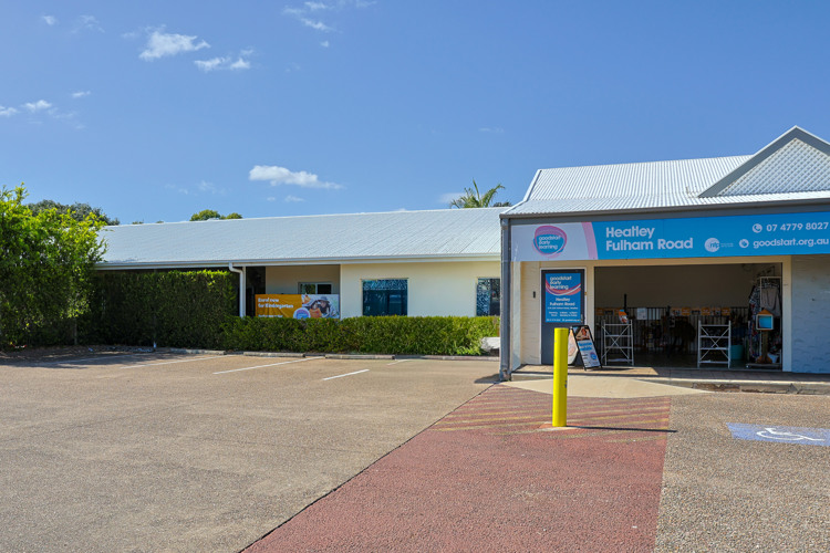 centre image